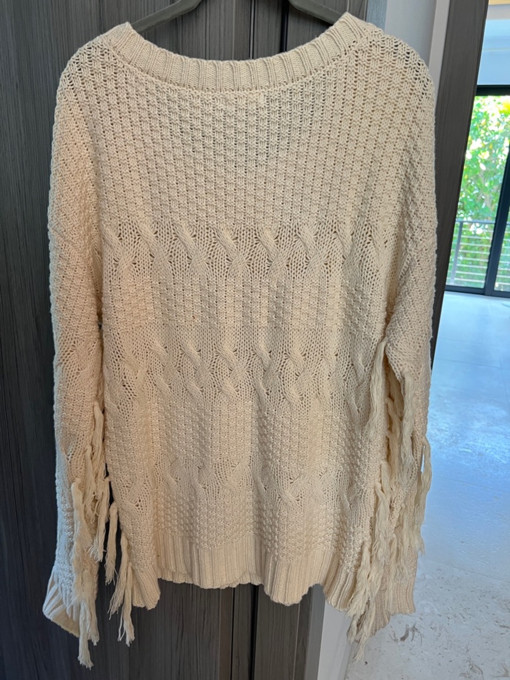 NEW! Anthropologie BLU PEPPER fringed sleeve ivory relaxed fit beach sweater M - Picture 7 of 9